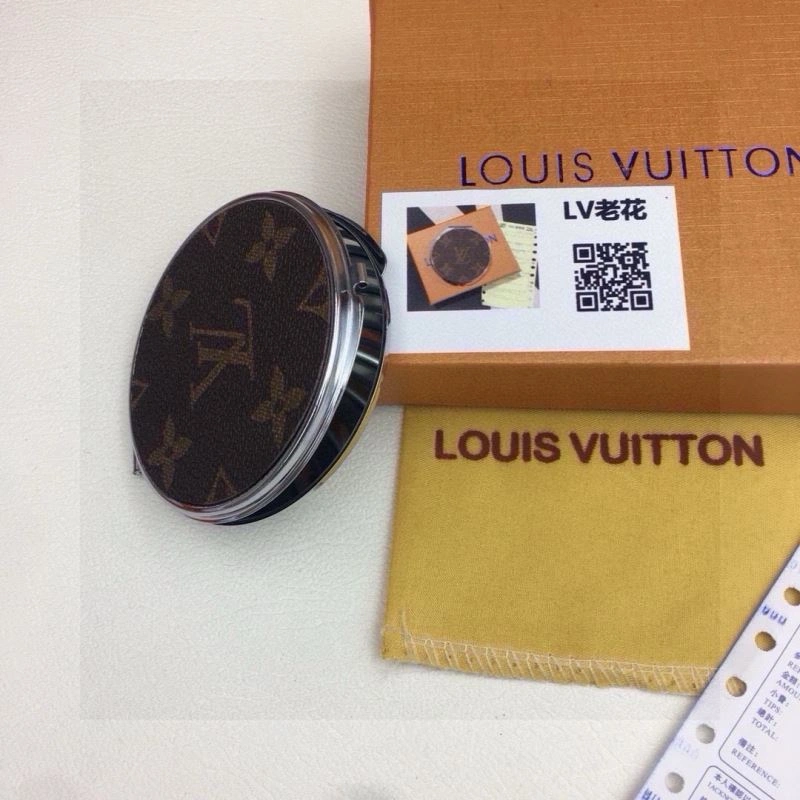 Louis Vuitton Makeup Mirror Effortless 267591