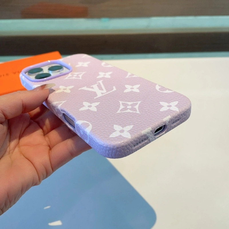 Packable Louis Vuitton Mobile Cases 268189