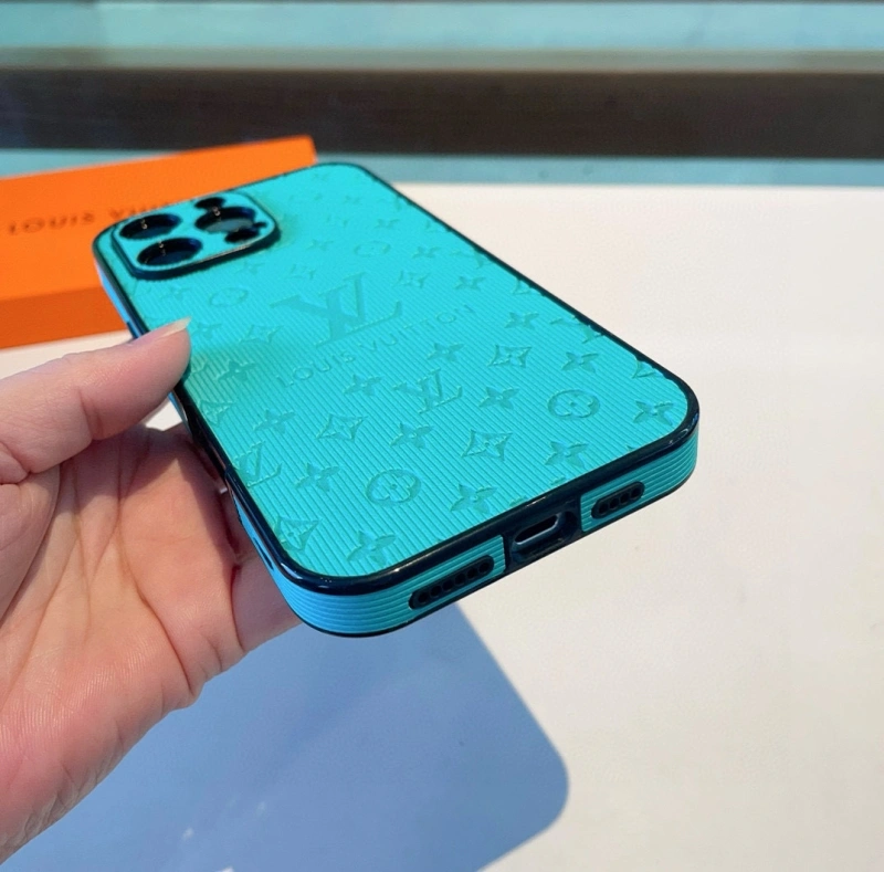Versatile Louis Vuitton Mobile Cases 268140