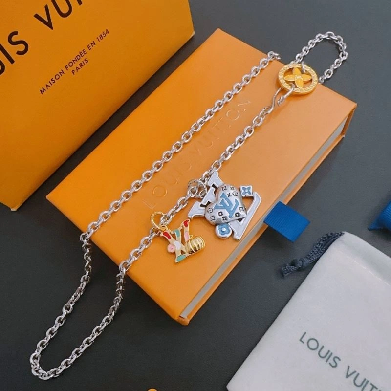 Efficient Louis Vuitton Necklaces 251378