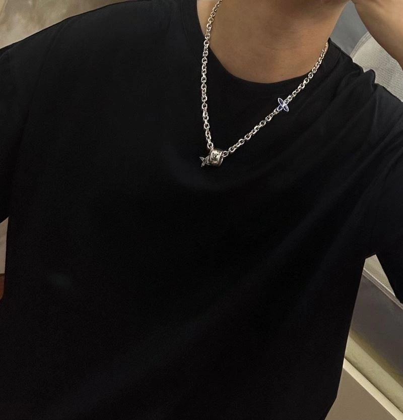 Louis Vuitton Necklaces Timeless 251362