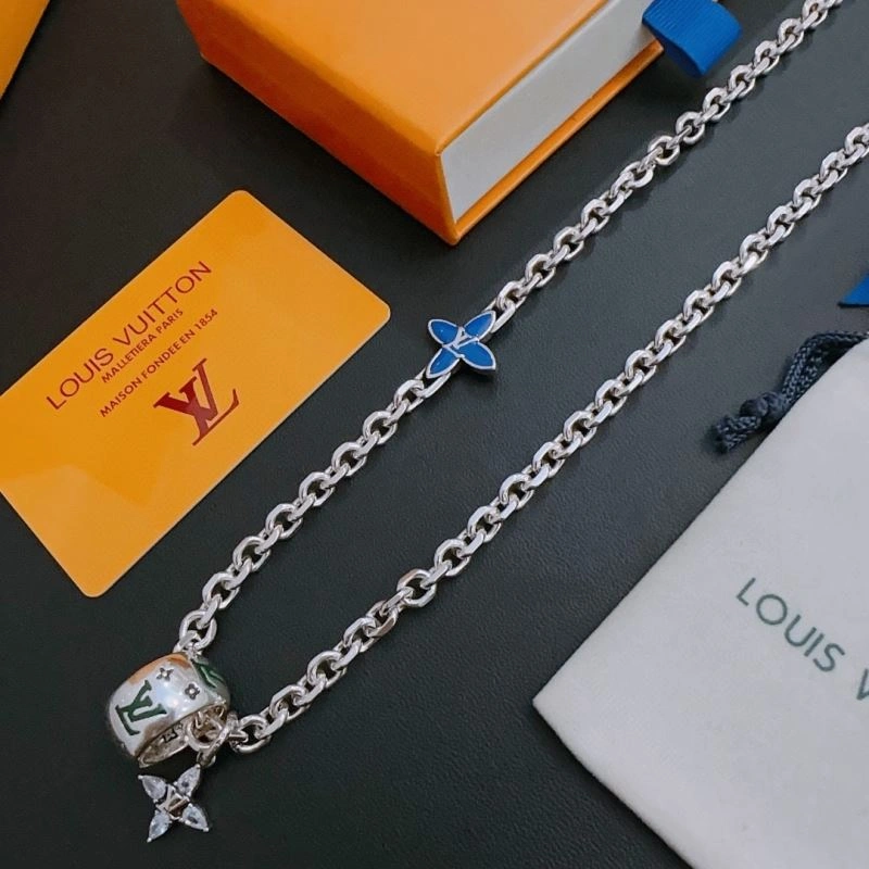 Louis Vuitton Necklaces Timeless 251362