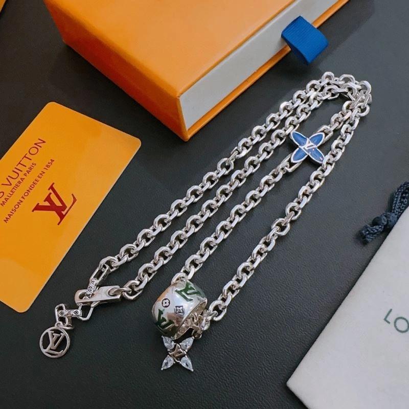 Louis Vuitton Necklaces Timeless 251362