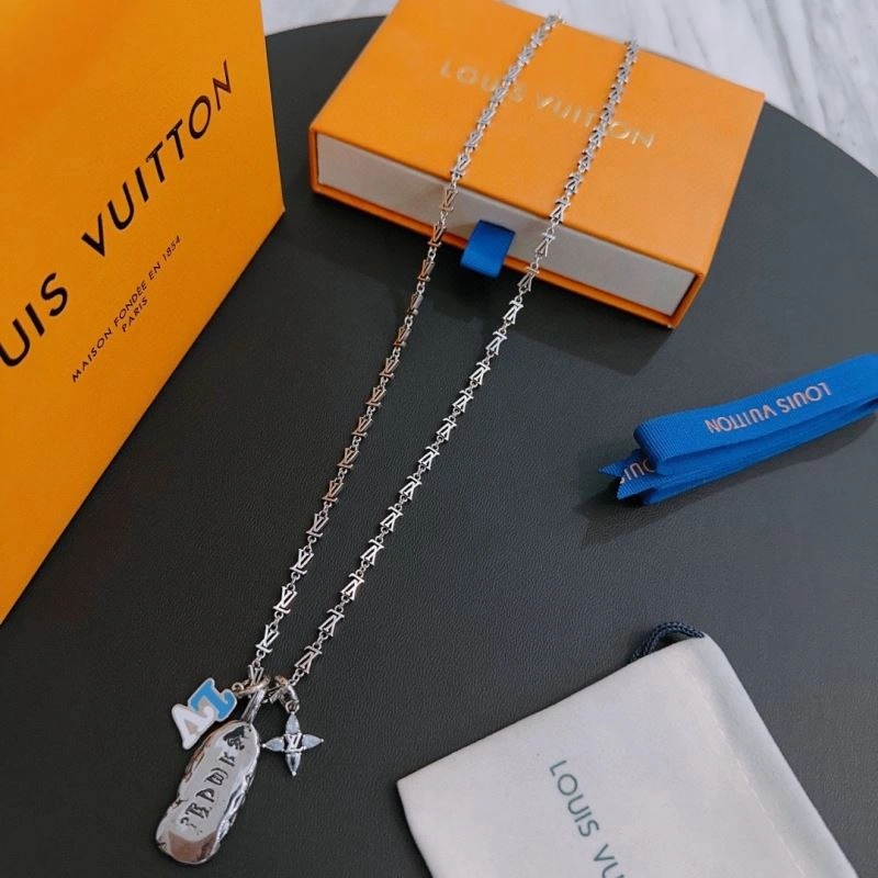 Louis Vuitton Necklaces Unisex 251383