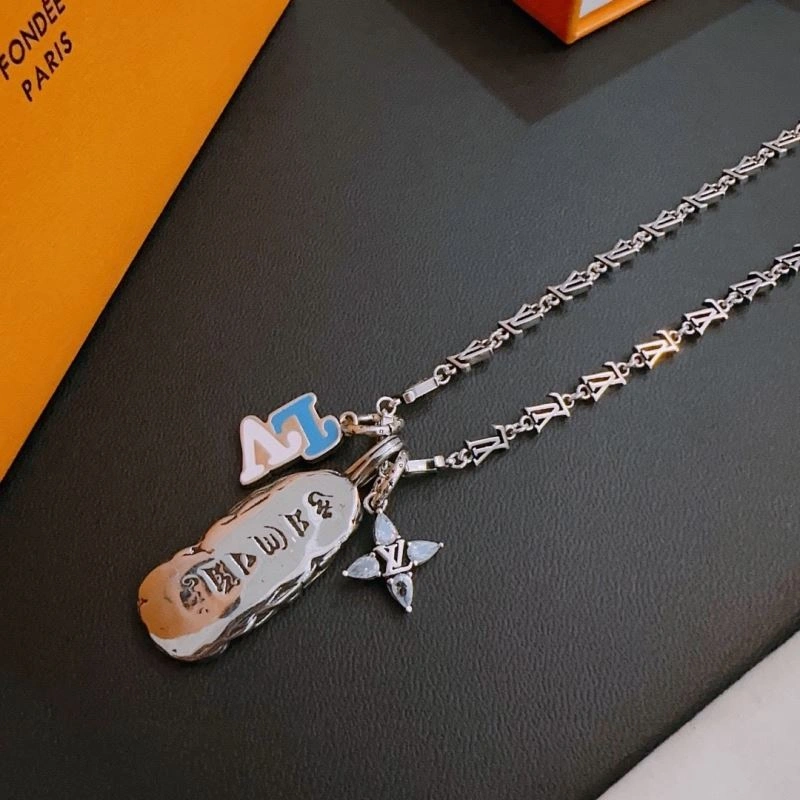 Louis Vuitton Necklaces Unisex 251383