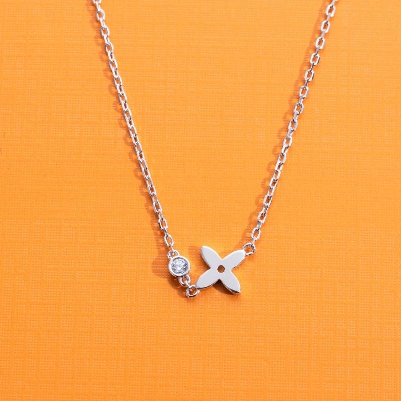 Louis Vuitton Necklaces WeatherProof 251369