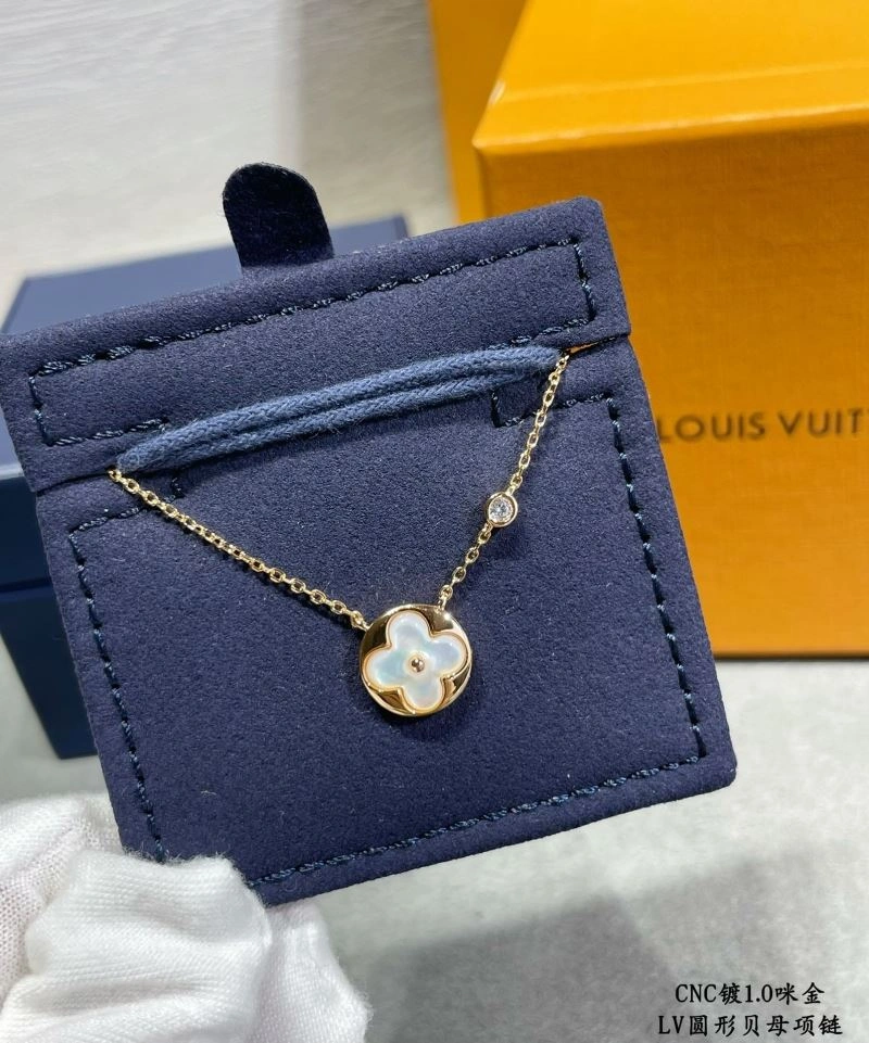 Louis Vuitton Necklaces OnTrend 251385