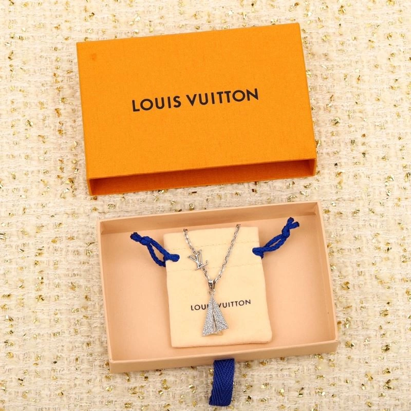 AllSeason Louis Vuitton Necklaces 251373