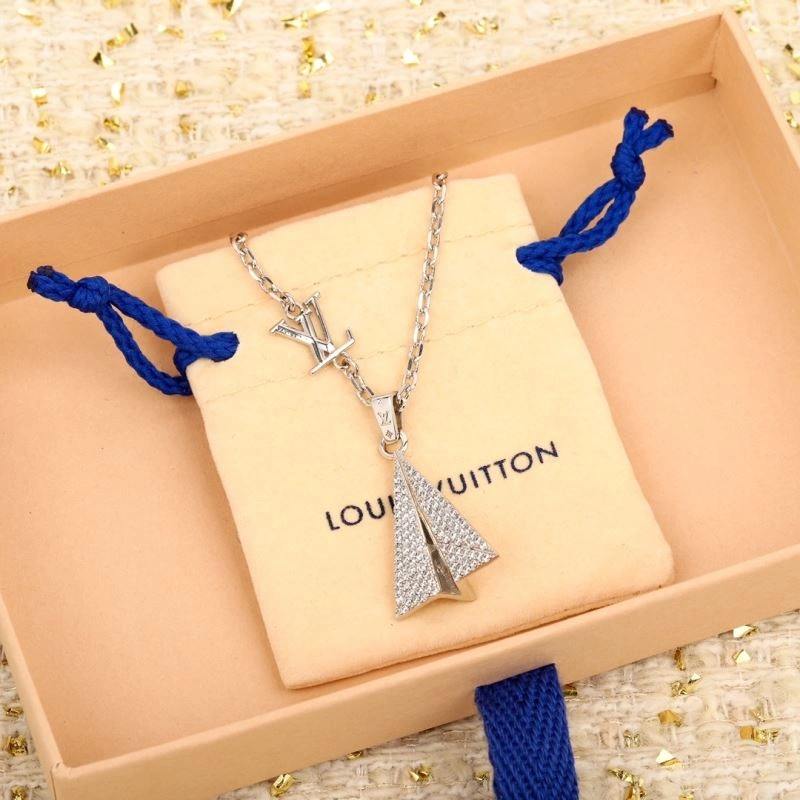 AllSeason Louis Vuitton Necklaces 251373