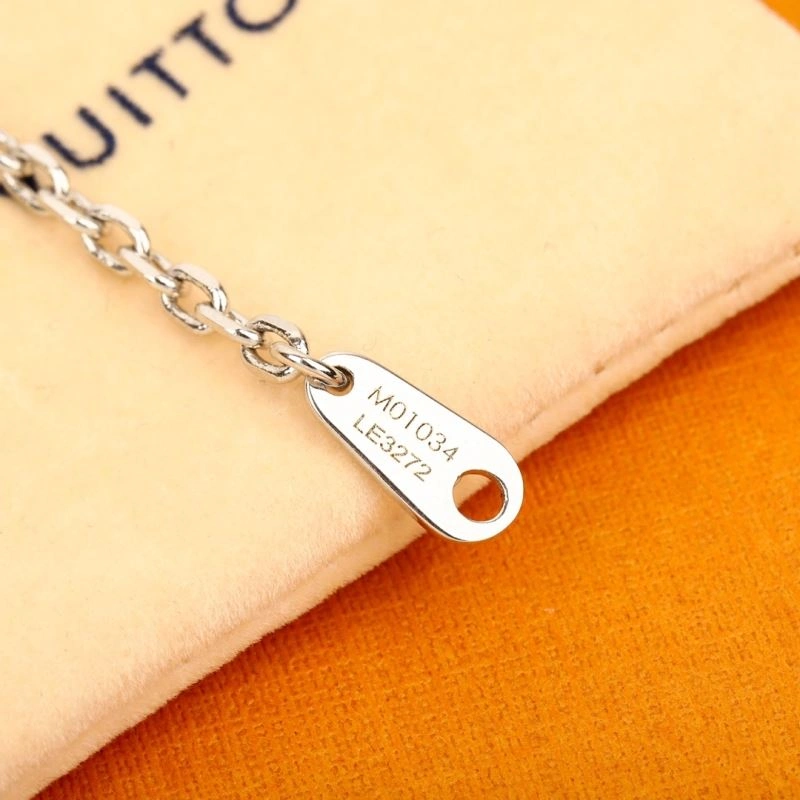 AllSeason Louis Vuitton Necklaces 251373
