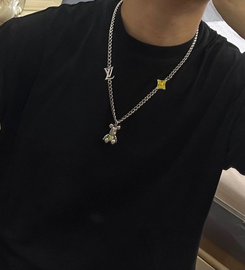 Louis Vuitton Necklaces FreshLook 251374