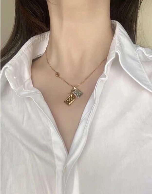 Louis Vuitton Necklaces MultiPurpose 251366