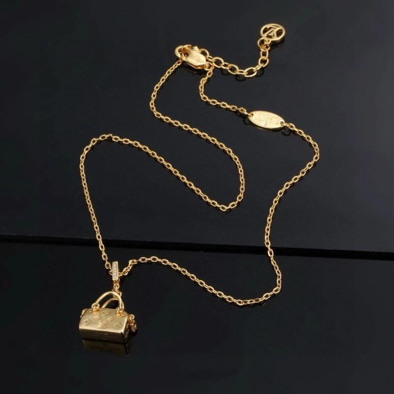 Affordable Louis Vuitton Necklaces 251354