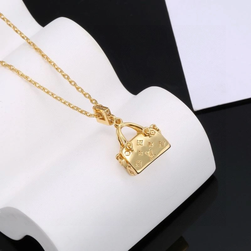 Affordable Louis Vuitton Necklaces 251354