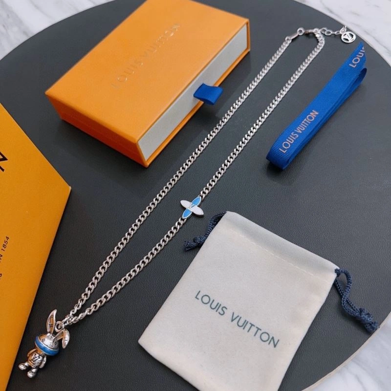 GoodFit Louis Vuitton Necklaces 251370