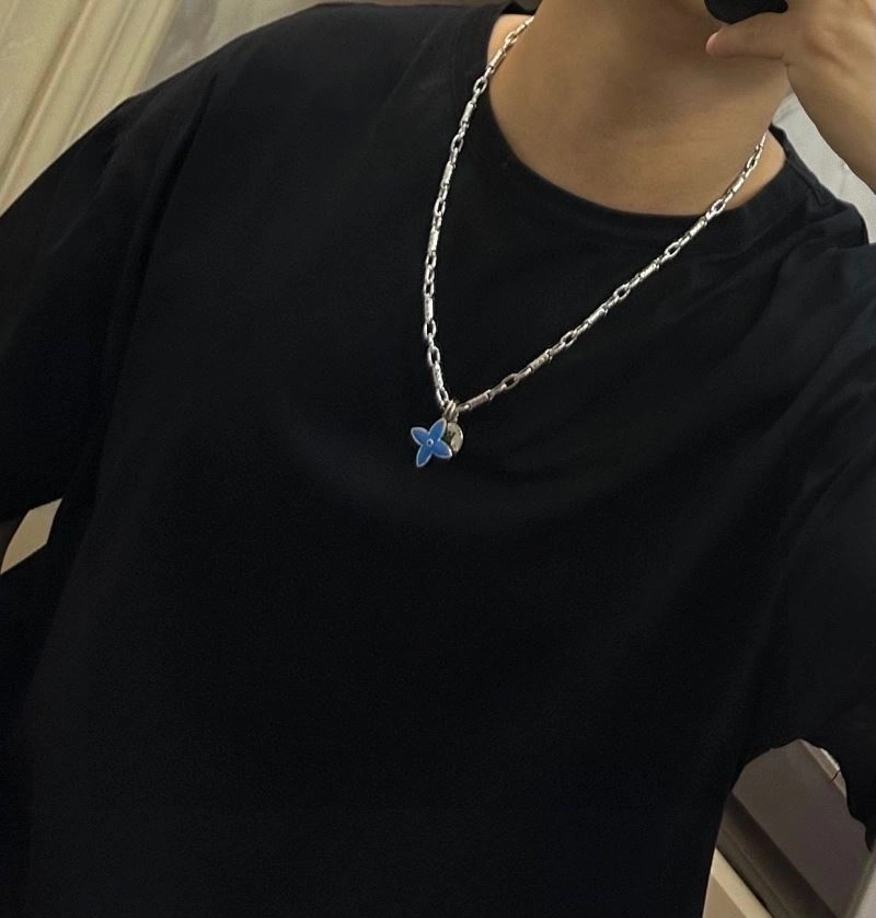 SportInspired Louis Vuitton Necklaces 251376