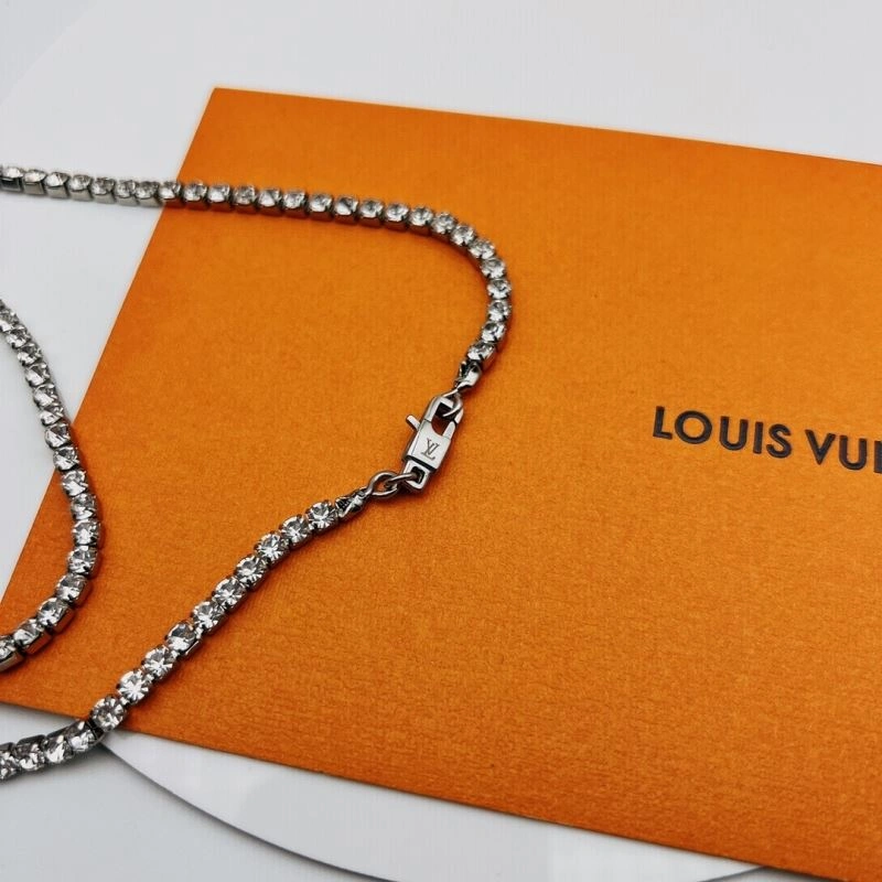 ZeroBulk Louis Vuitton Necklaces 251246