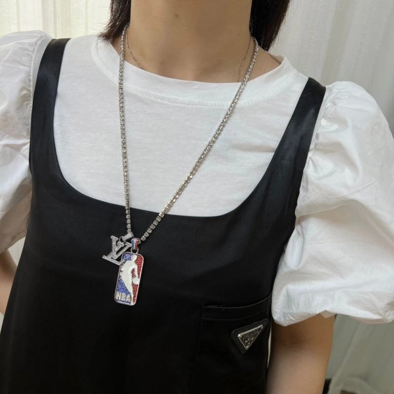 ZeroBulk Louis Vuitton Necklaces 251246