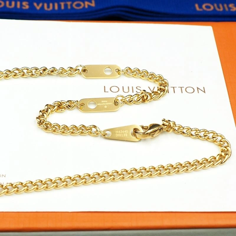 Trendy Louis Vuitton Necklaces 251240
