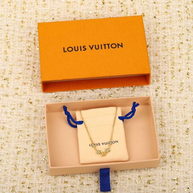 WrinkleFree Louis Vuitton Necklaces 251237