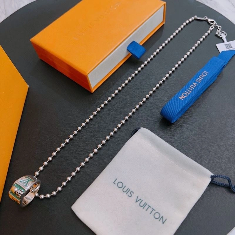 Louis Vuitton Necklaces Reliable 251253