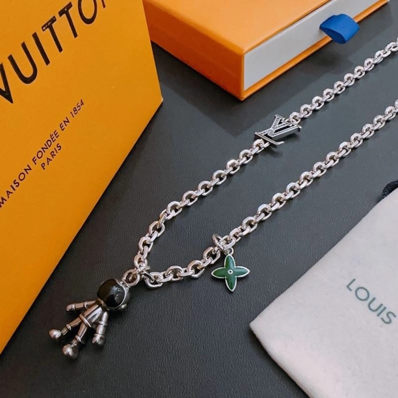 Louis Vuitton Necklaces UrbanStyle 251263