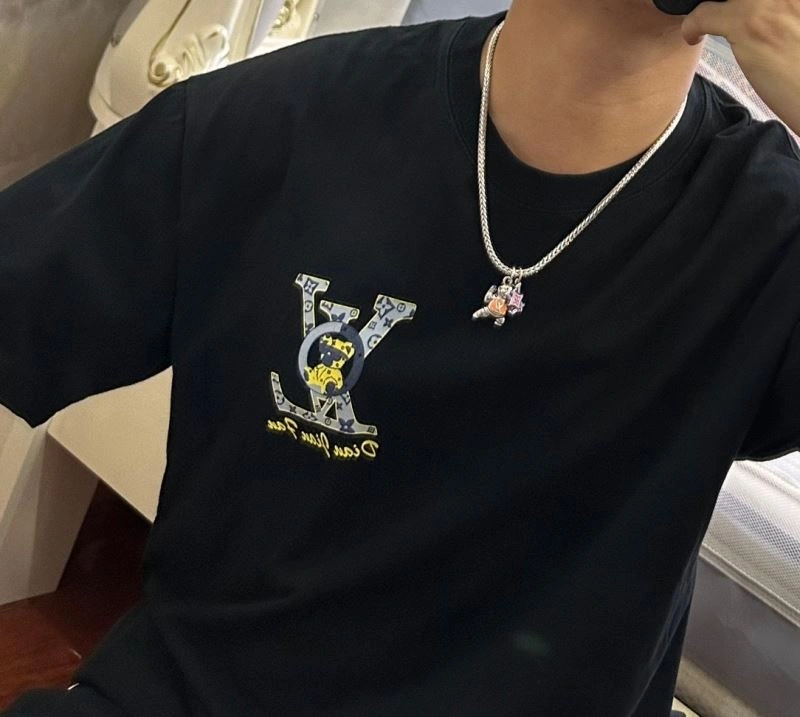 Upgraded Louis Vuitton Necklaces 251260