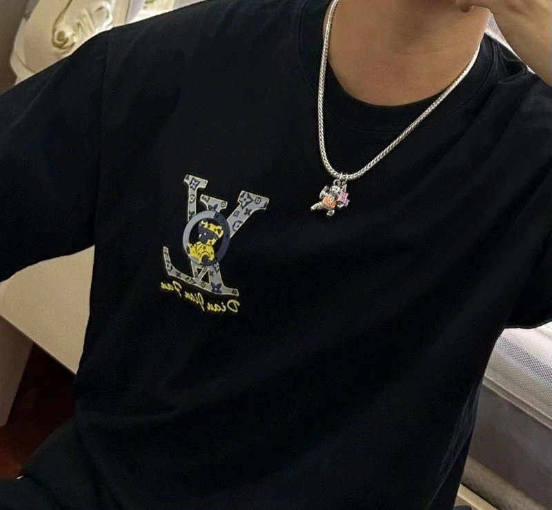 Upgraded Louis Vuitton Necklaces 251260