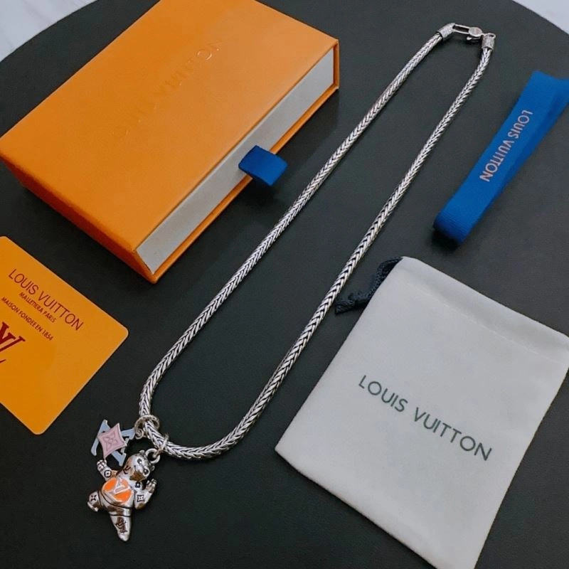 Upgraded Louis Vuitton Necklaces 251260