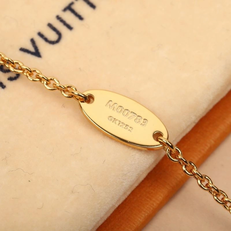 Louis Vuitton Necklaces MultiPurpose 251248
