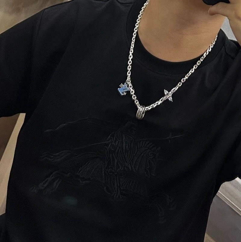 Louis Vuitton Necklaces Affordable 251234