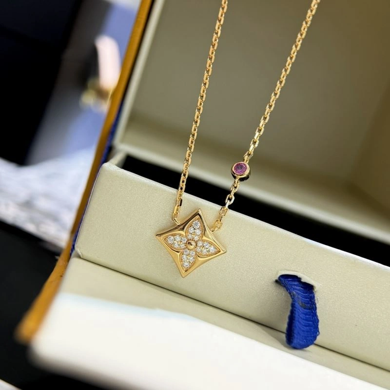 AllSeason Louis Vuitton Necklaces 251229