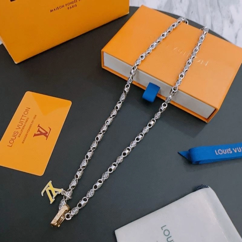Lightweight Louis Vuitton Necklaces 251226