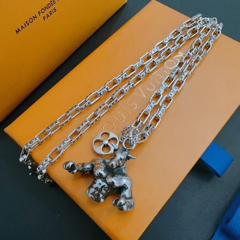 Upgraded Louis Vuitton Necklaces 251206
