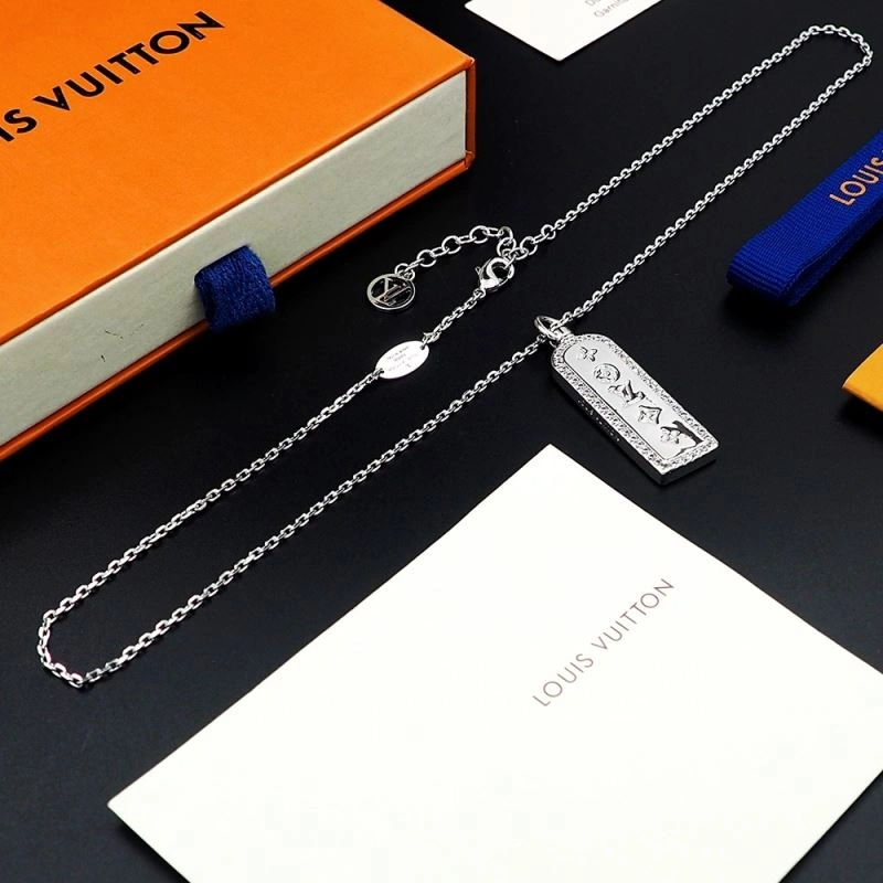 Louis Vuitton Necklaces Reliable 251211