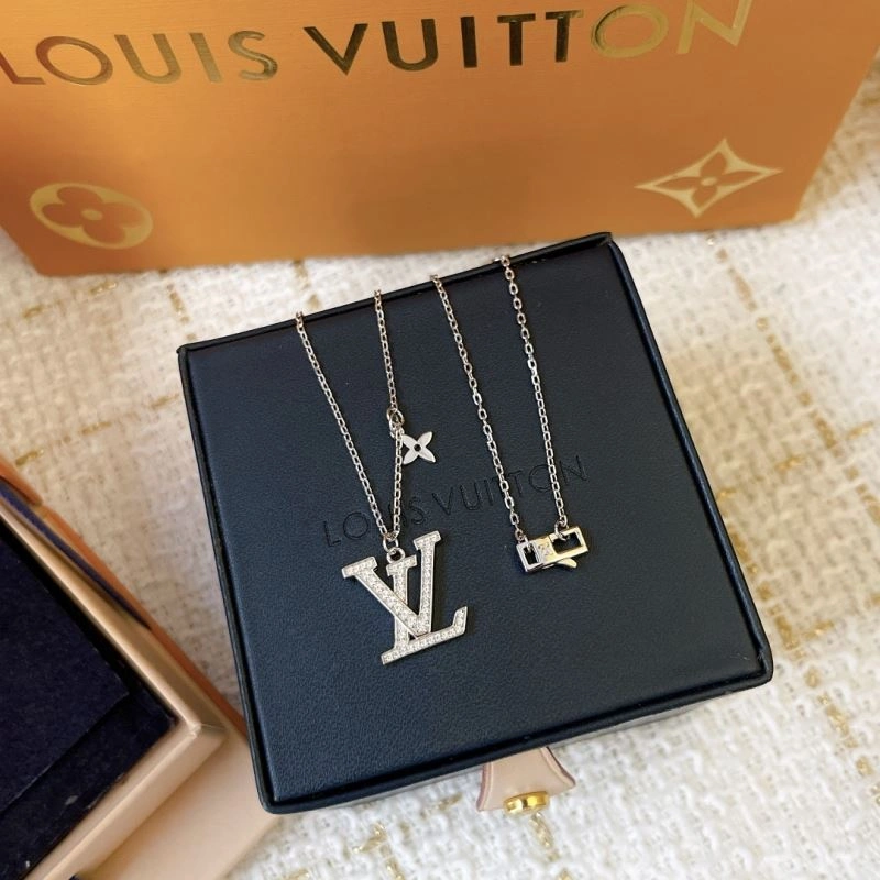 Louis Vuitton Necklaces GoAnywhere 251207