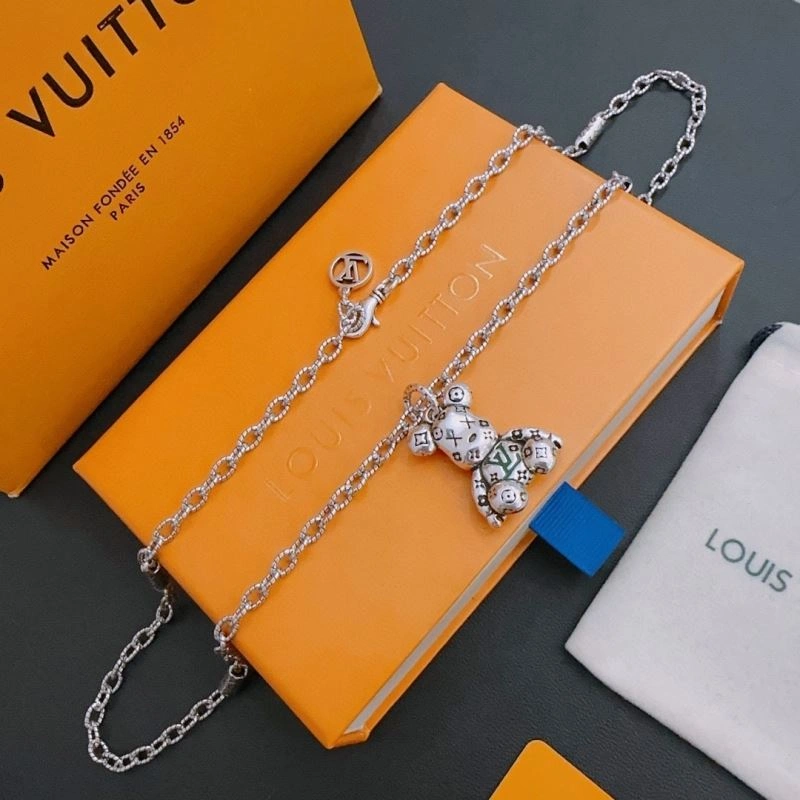 Practical Louis Vuitton Necklaces 251209