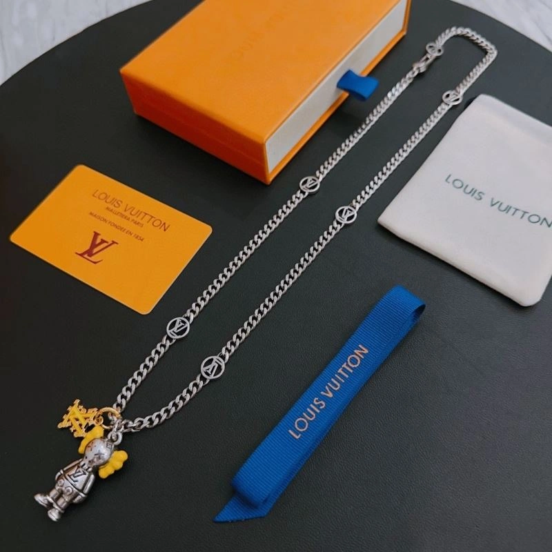 Durable Louis Vuitton Necklaces 251198