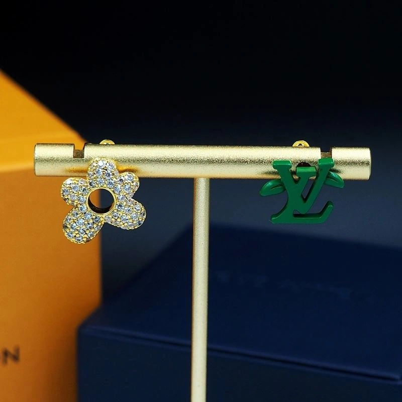 Louis Vuitton Necklaces SunProtective 251197