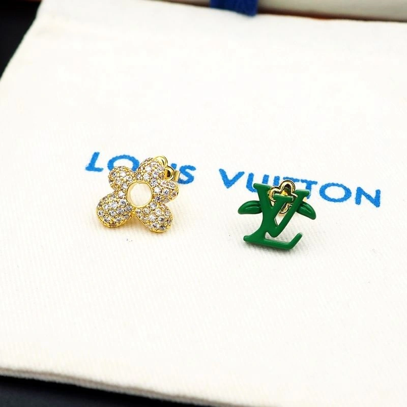 Louis Vuitton Necklaces SunProtective 251197