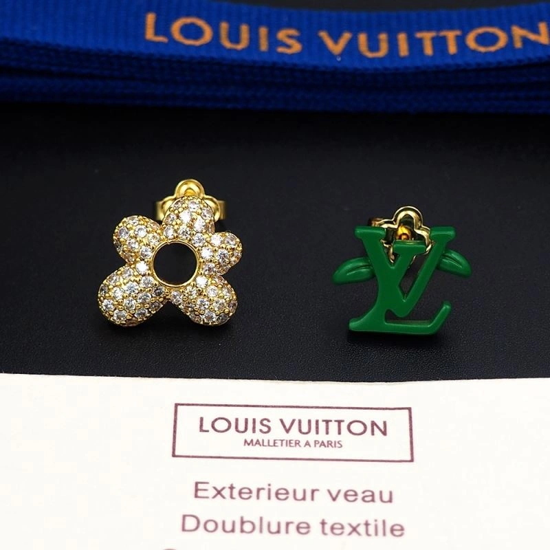 Louis Vuitton Necklaces SunProtective 251197