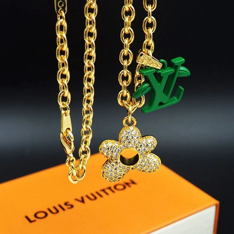 Louis Vuitton Necklaces OdorResistant 251220