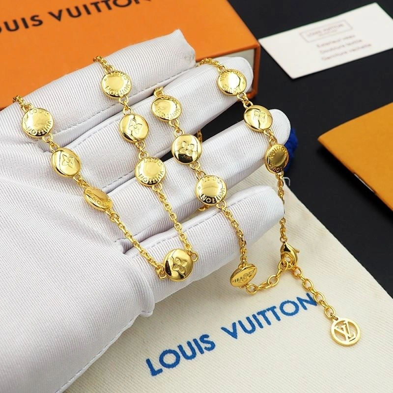 WaterResistant Louis Vuitton Necklaces 251202