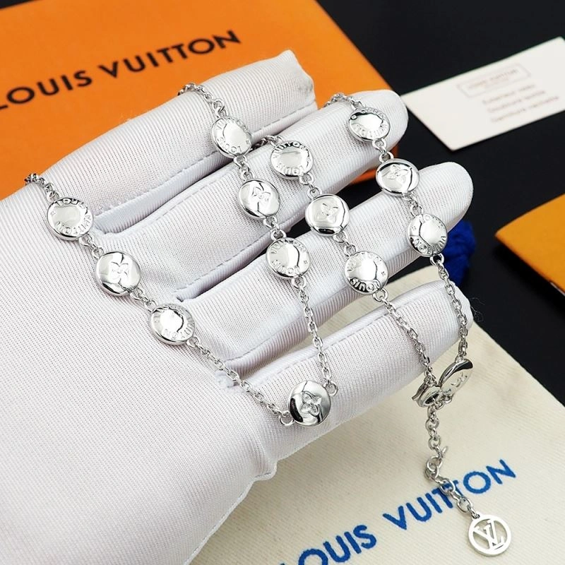 Refined Louis Vuitton Necklaces 251199