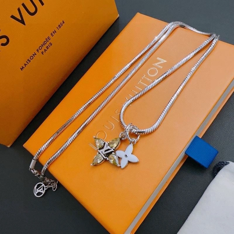 SunProtective Louis Vuitton Necklaces 251214