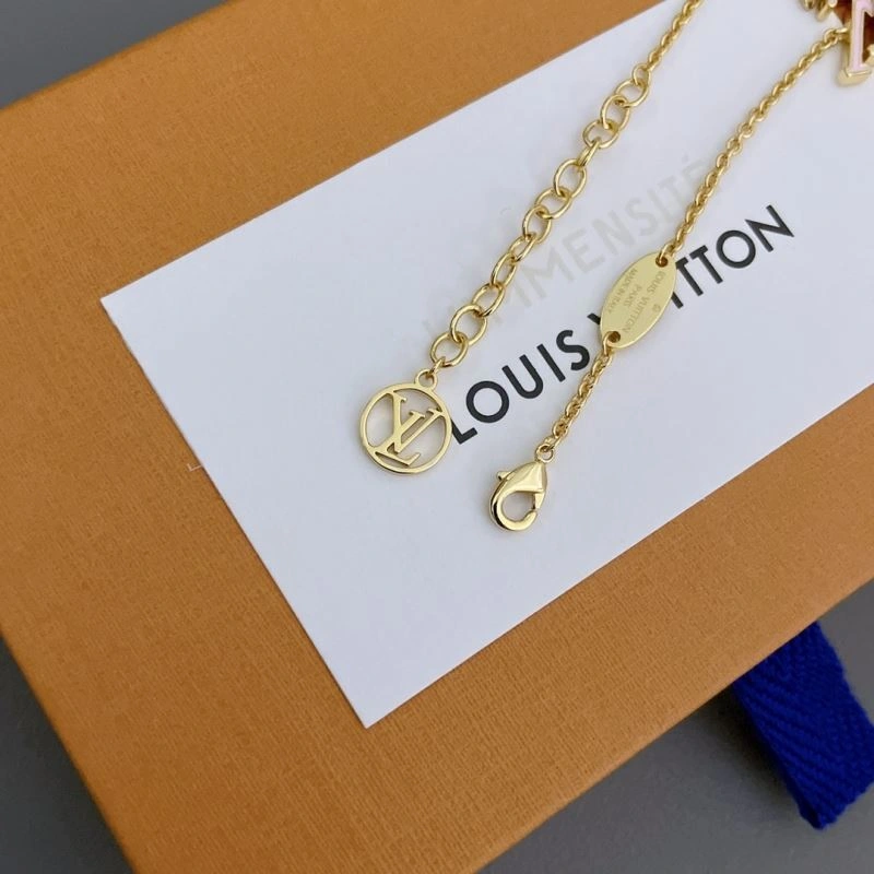 Louis Vuitton Necklaces Sophisticated 251195