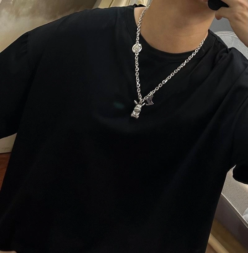 NewStyle Louis Vuitton Necklaces 251704