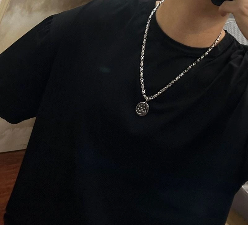 QuickDry Louis Vuitton Necklaces 251693