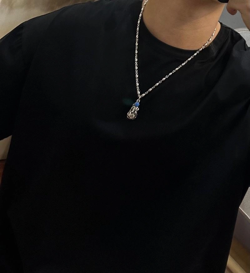 Louis Vuitton Necklaces UrbanStyle 251706