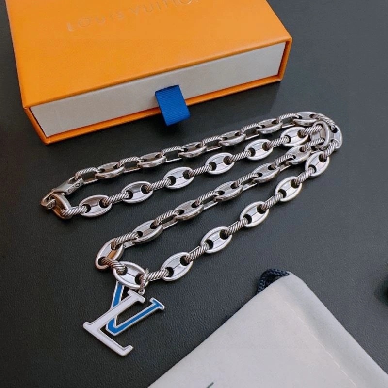 Louis Vuitton Necklaces Refined 251702